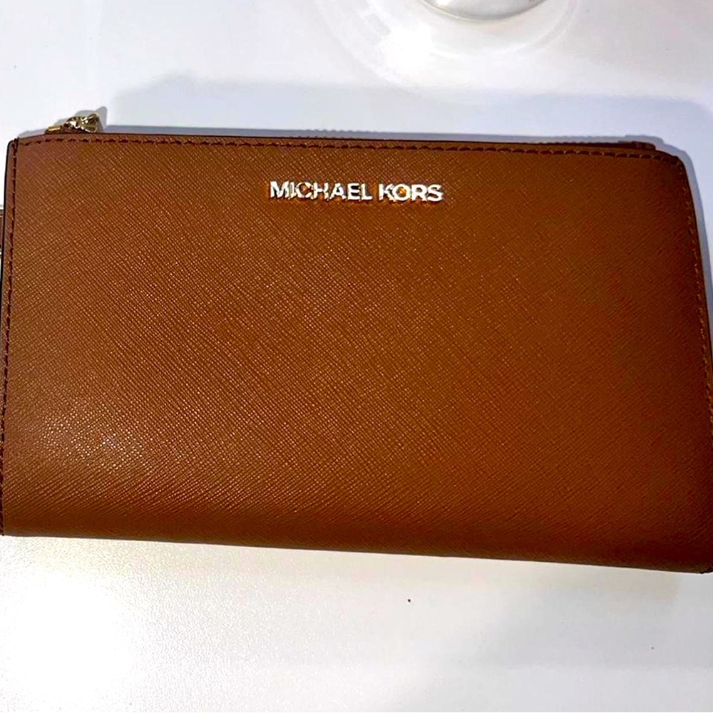 MK/Michael Kors Wallet/Wristlet